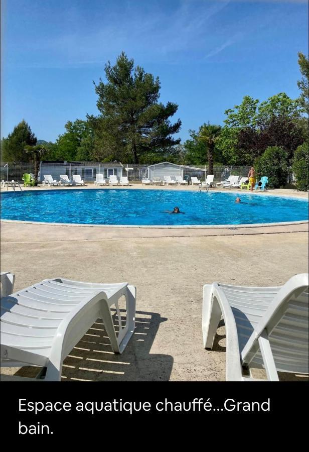 La Paillote De Claire Hotel La Roque-d'Antheron Eksteriør billede